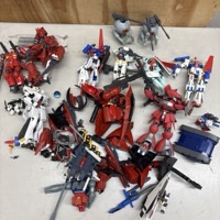 機動戦士ガンダム ガンダム プラモデル ガンプラ 完成品 パーツ取り 他 欠品多数